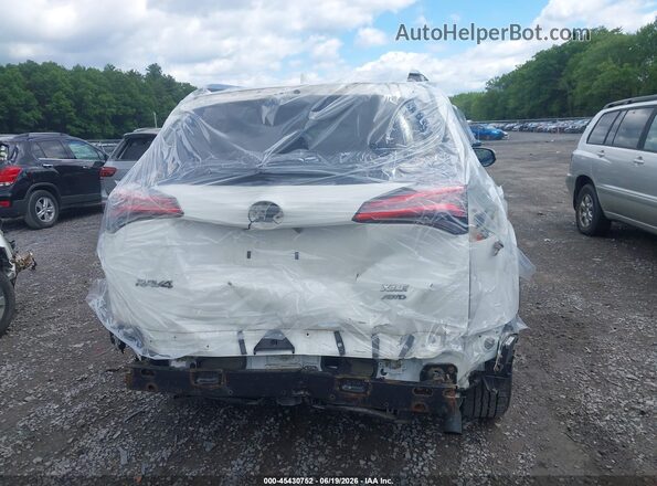 JTMRFREV9JJ720553 2018 TOYOTA RAV4 White 