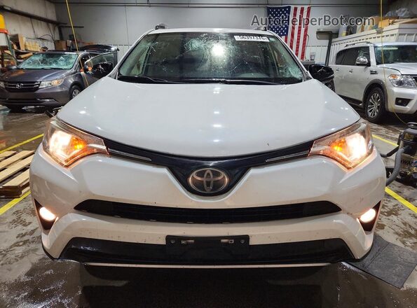 JTMRFREVXHD208986 2017 TOYOTA RAV4 White 