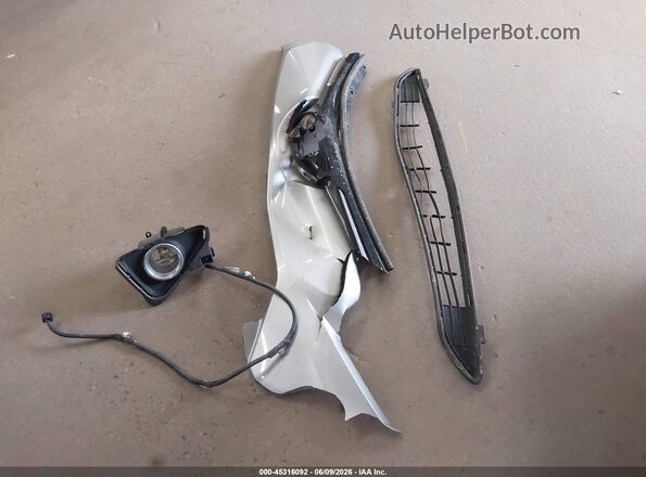 JTMRFREVXJJ227108 2018 TOYOTA RAV4 Silver Вид щитка приладів