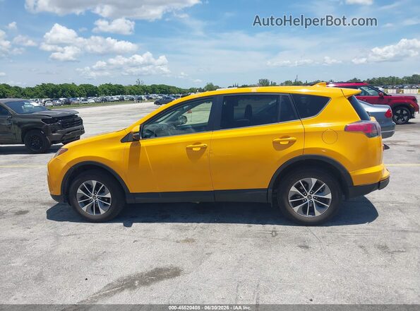 JTMRJREV6JD249362 2018 TOYOTA RAV4 HYBRID Yellow 360 interior view