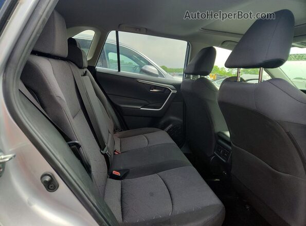JTMRWRFV1PD186762 2023 TOYOTA RAV4 Silver Սալոնի հետևի տեսք