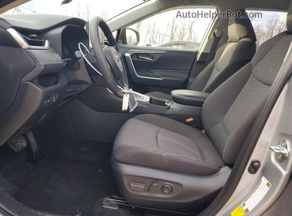 JTMRWRFV1SJ079074 2025 TOYOTA RAV4 Silver Սալոնի դիմացի տեսք