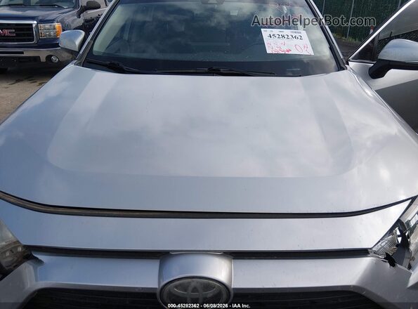 JTMW1RFV7KJ001710 2019 TOYOTA RAV4 Silver Widok z tyłu