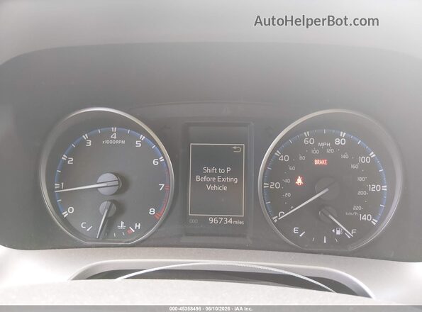 JTMWFREV0JJ160327 2018 TOYOTA RAV4 Silver Вид задніх сидінь