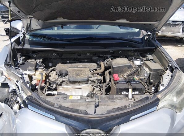 JTMWFREV0JJ160327 2018 TOYOTA RAV4 Silver Вид ззаду