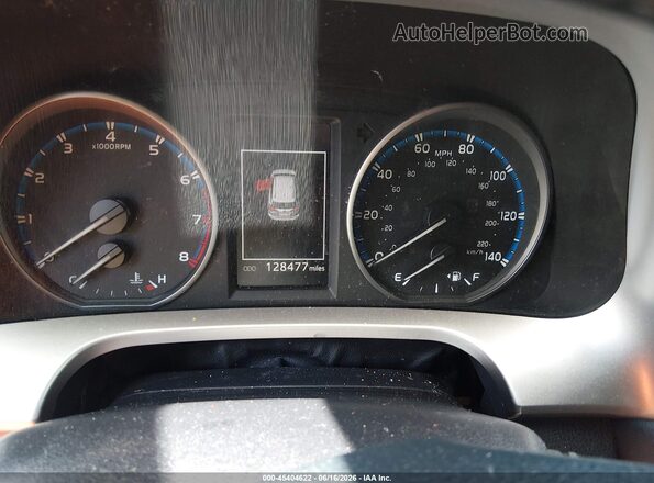JTMWFREV2HJ140638 2017 TOYOTA RAV4 Red 