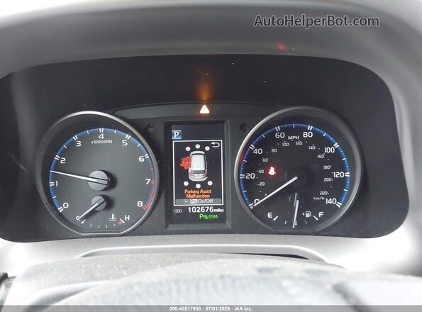 JTMWFREV3HJ118602 2017 TOYOTA RAV4 Red Vista de los asientos traseros