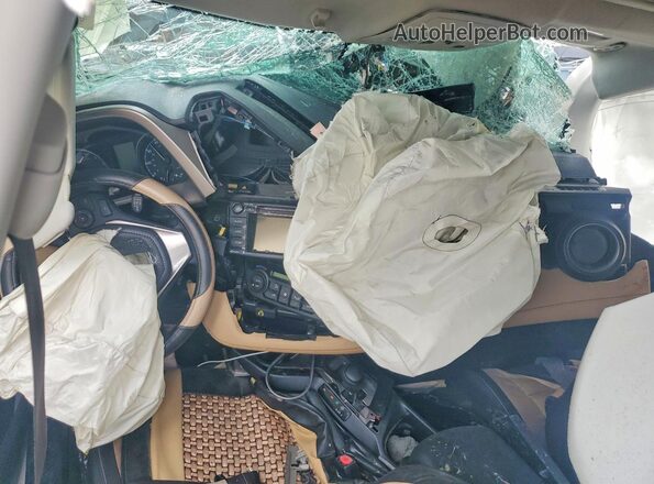 JTMWFREV3HJ715085 2017 TOYOTA RAV4 White Вид панелі приладів