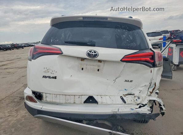 JTMWFREV3HJ715085 2017 TOYOTA RAV4 White Вид ззаду