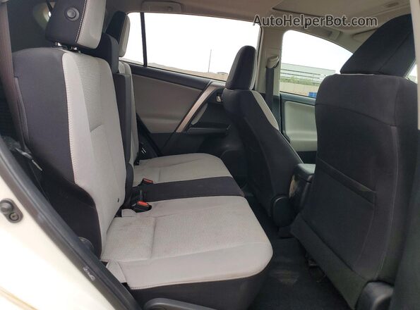 JTMWFREV3JJ160743 2018 TOYOTA RAV4 White Սալոնի հետևի տեսք