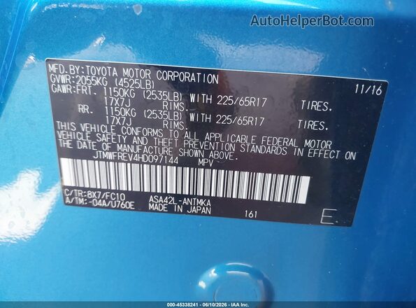 JTMWFREV4HD097144 2017 TOYOTA RAV4 Blue Widok komory silnika