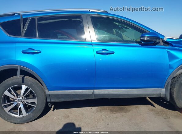 JTMWFREV4HD097144 2017 TOYOTA RAV4 Blue Widok wnętrza 360 stopni