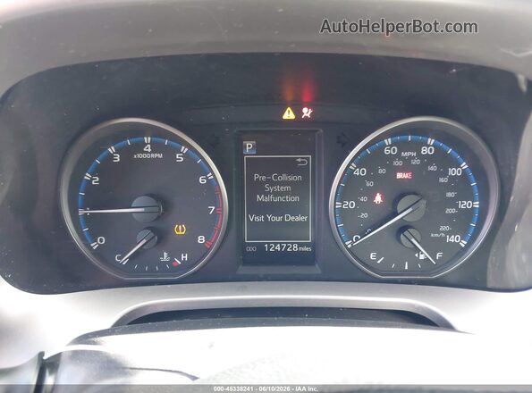 JTMWFREV4HD097144 2017 TOYOTA RAV4 Blue Widok tylnych siedzeń