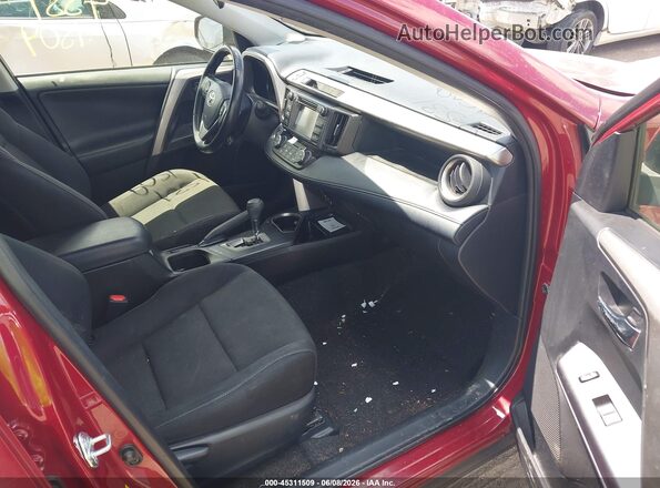 JTMWFREV5JD116807 2018 TOYOTA RAV4 Красный Вид салона спереди