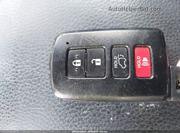 JTMWFREV5JJ193341 2018 TOYOTA RAV4 White Vista del salpicadero