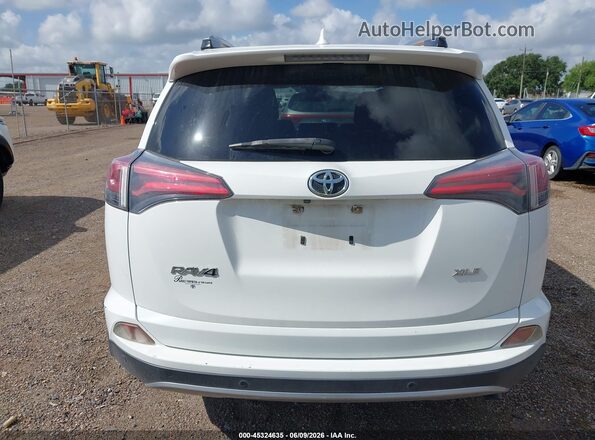 JTMWFREV5JJ193341 2018 TOYOTA RAV4 White 
