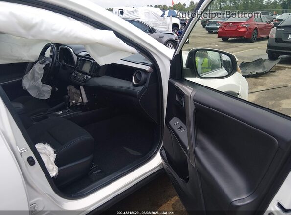 JTMWFREV5JJ202295 2018 TOYOTA RAV4 White Սալոնի դիմացի տեսք
