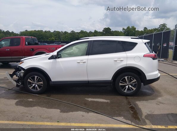 JTMWFREV5JJ202295 2018 TOYOTA RAV4 White Սալոնի 360 աստիճան տեսք