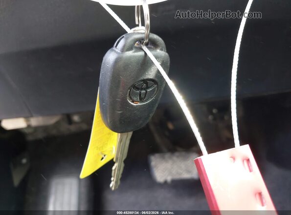 JTMWFREV6GJ089966 2016 TOYOTA RAV4 Белый Вид панели приборов