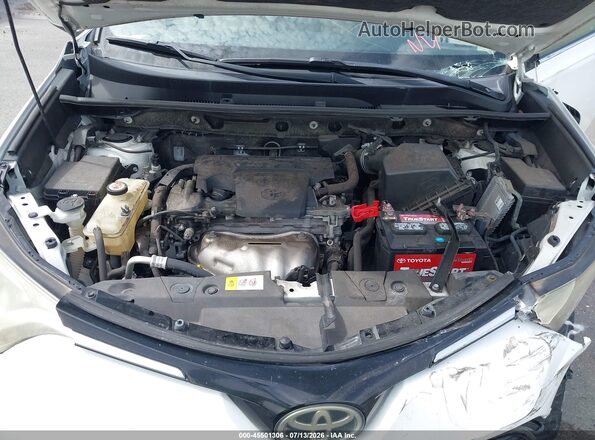JTMWFREV6HJ104029 2017 TOYOTA RAV4 White უკანა ხედი