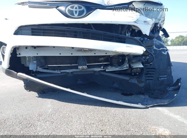 JTMWFREV6HJ104029 2017 TOYOTA RAV4 White 