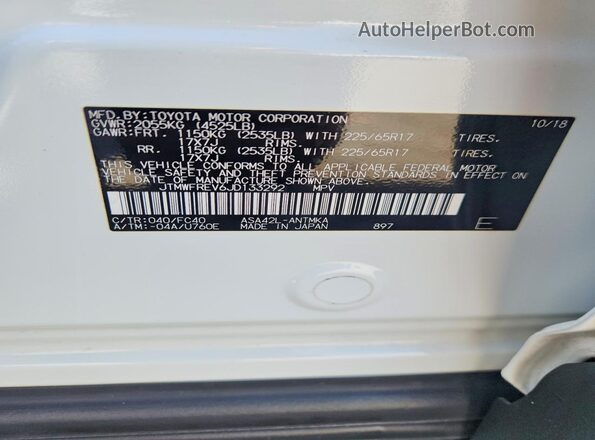 JTMWFREV6JD133292 2018 TOYOTA RAV4 White 