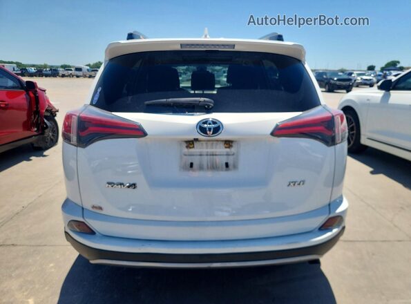 JTMWFREV7JJ752159 2018 TOYOTA RAV4 White უკანა ხედი