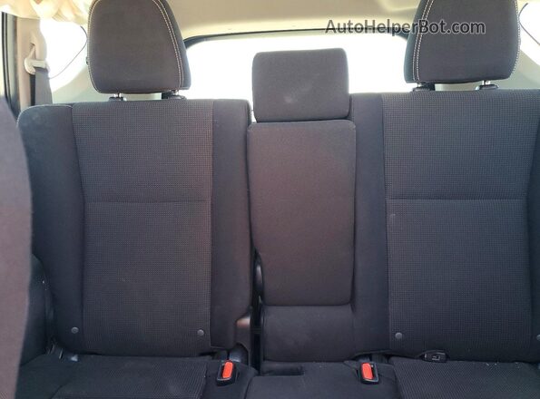 JTMWFREV9HJ113632 2017 TOYOTA RAV4 Gray Rear seats view