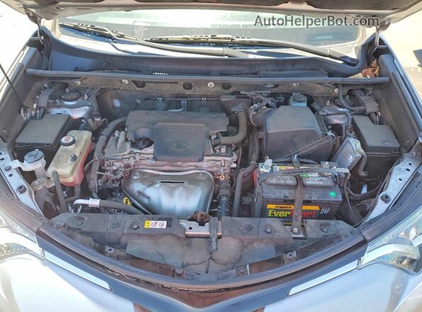 JTMWFREV9JJ208634 2018 TOYOTA RAV4 Silver Շարժիչի բաժամունքի տեսք