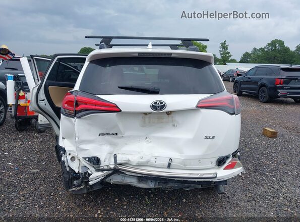 JTMWFREVXHJ718856 2017 TOYOTA RAV4 White Вид спереду