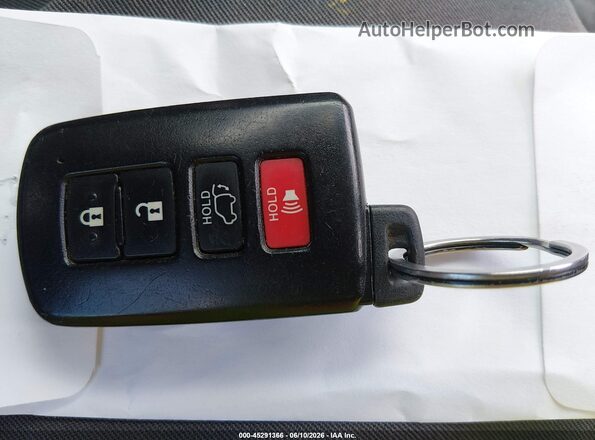 JTMWFREVXHJ718856 2017 TOYOTA RAV4 White Вид панелі приладів