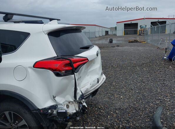 JTMWFREVXHJ718856 2017 TOYOTA RAV4 White 