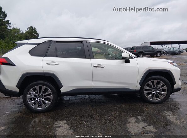 JTMY1RFV2NJ024390 2022 TOYOTA RAV4 Белый Вид задней части салона