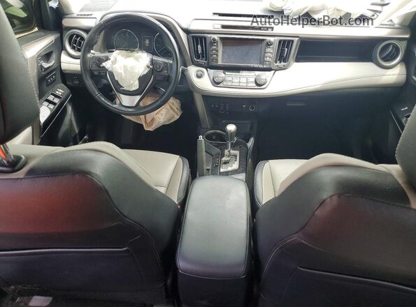 JTMYFREV2JJ205955 2018 TOYOTA RAV4 White Vista del salpicadero