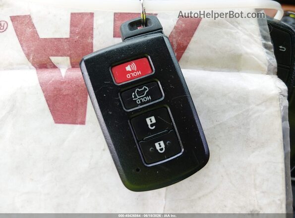 JTMYFREV9JJ191357 2018 TOYOTA RAV4 White Вид панелі приладів