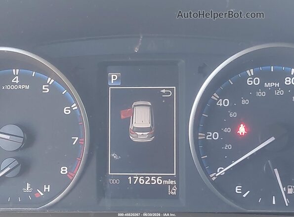 JTMZFREV0HJ127898 2017 TOYOTA RAV4 Red 