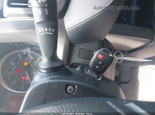 JTMZFREV0HJ130641 2017 TOYOTA RAV4 Blue წინა პანელის ხედი