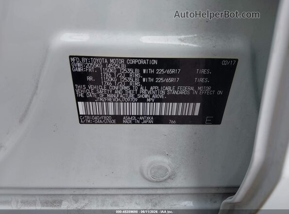 JTMZFREV0HJ709709 2017 TOYOTA RAV4 Белый Вид подкапотного пространства