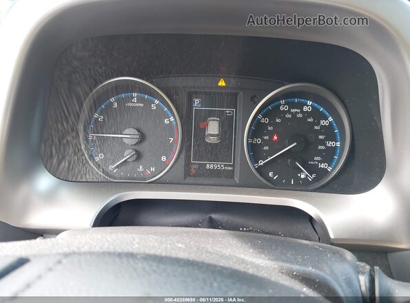 JTMZFREV0HJ709709 2017 TOYOTA RAV4 Белый Вид задних сидений