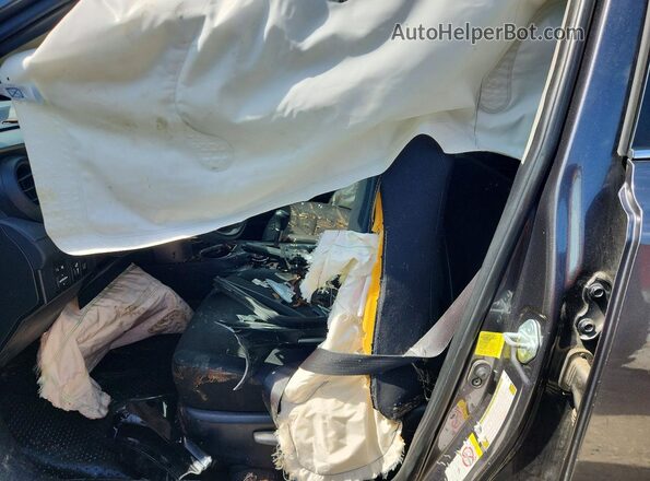 JTMZFREV0HJ721472 2017 TOYOTA RAV4 Gray 