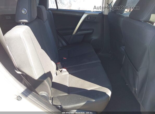 JTMZFREV0JJ747298 2018 TOYOTA RAV4 Белый Вид наклейки с VIN-кодом