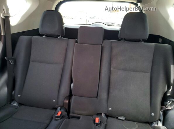 JTMZFREV3HJ115681 2017 TOYOTA RAV4 Red 