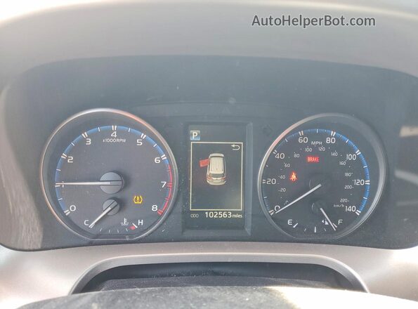 JTMZFREV3HJ147918 2017 TOYOTA RAV4 White Instrument cluster view