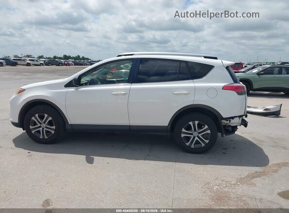 JTMZFREV3JJ211090 2018 TOYOTA RAV4 White 