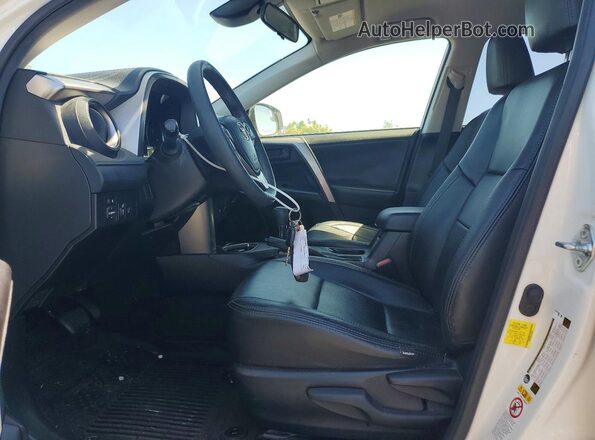 JTMZFREV4JD128962 2018 TOYOTA RAV4 Белый Вид салона спереди