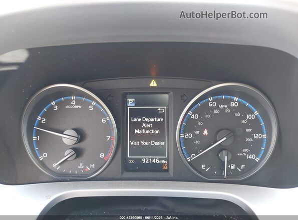 JTMZFREV4JJ737132 2018 TOYOTA RAV4 White უკანა სავარძლების ხედი
