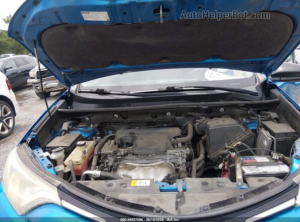JTMZFREV5HJ135804 2017 TOYOTA RAV4 Blue Vista trasera