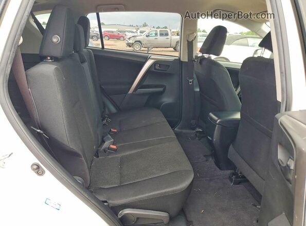 JTMZFREV5JJ155072 2018 TOYOTA RAV4 White Widok wnętrza z tyłu