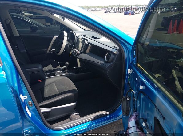 JTMZFREV6HJ102844 2017 TOYOTA RAV4 Blue წინა სალონის ხედი