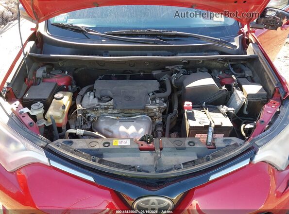JTMZFREV6HJ123032 2017 TOYOTA RAV4 Red Հետևի տեսք